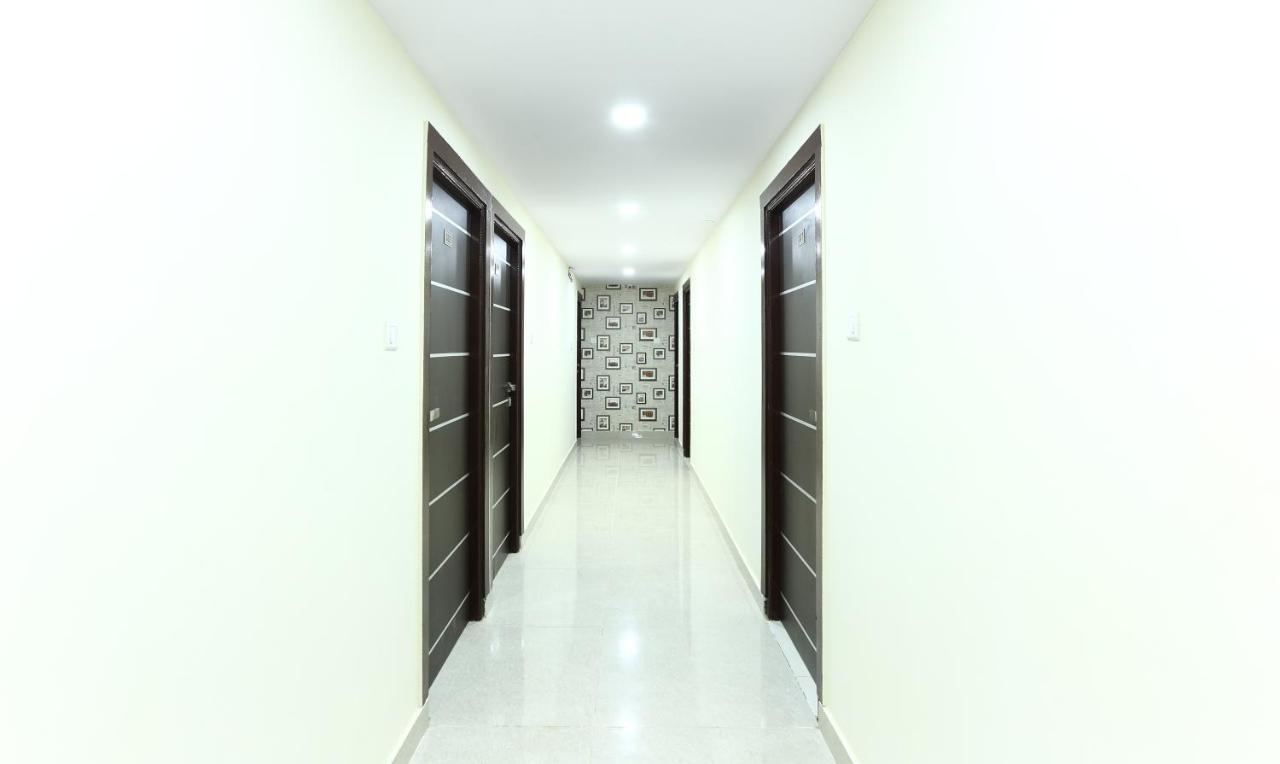 Fabhotel Rotano Suites - Yelahanka بنغالور المظهر الخارجي الصورة