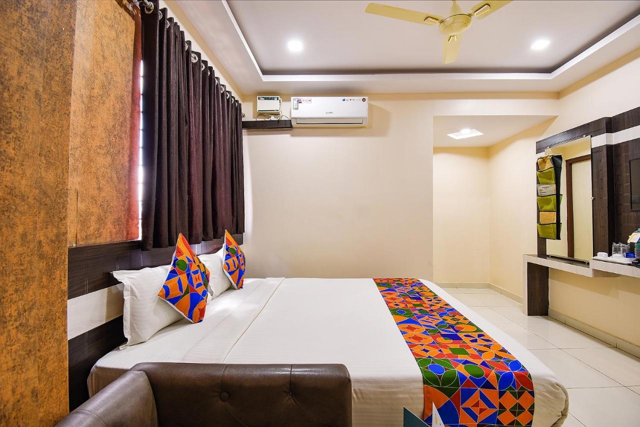 Fabhotel Rotano Suites - Yelahanka بنغالور المظهر الخارجي الصورة